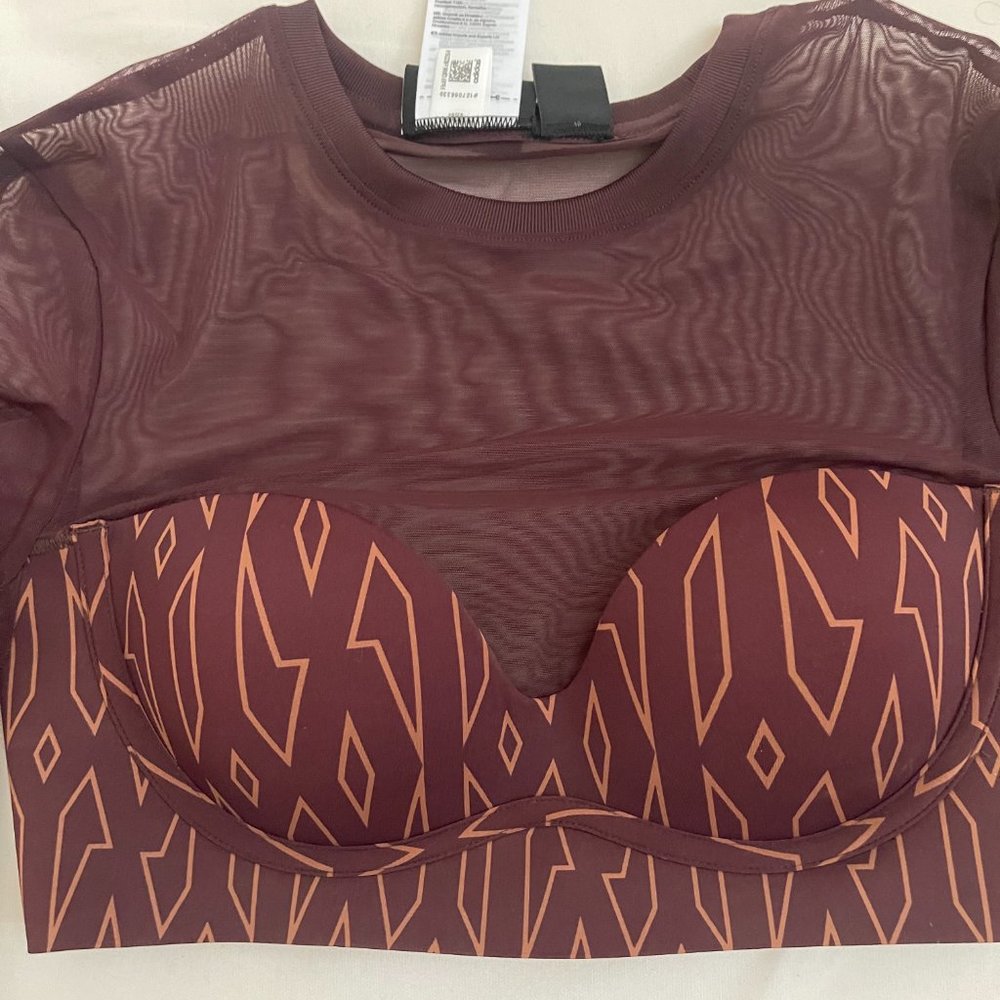Ivy Park MONOGRAM CROP TOP NWT Size Small